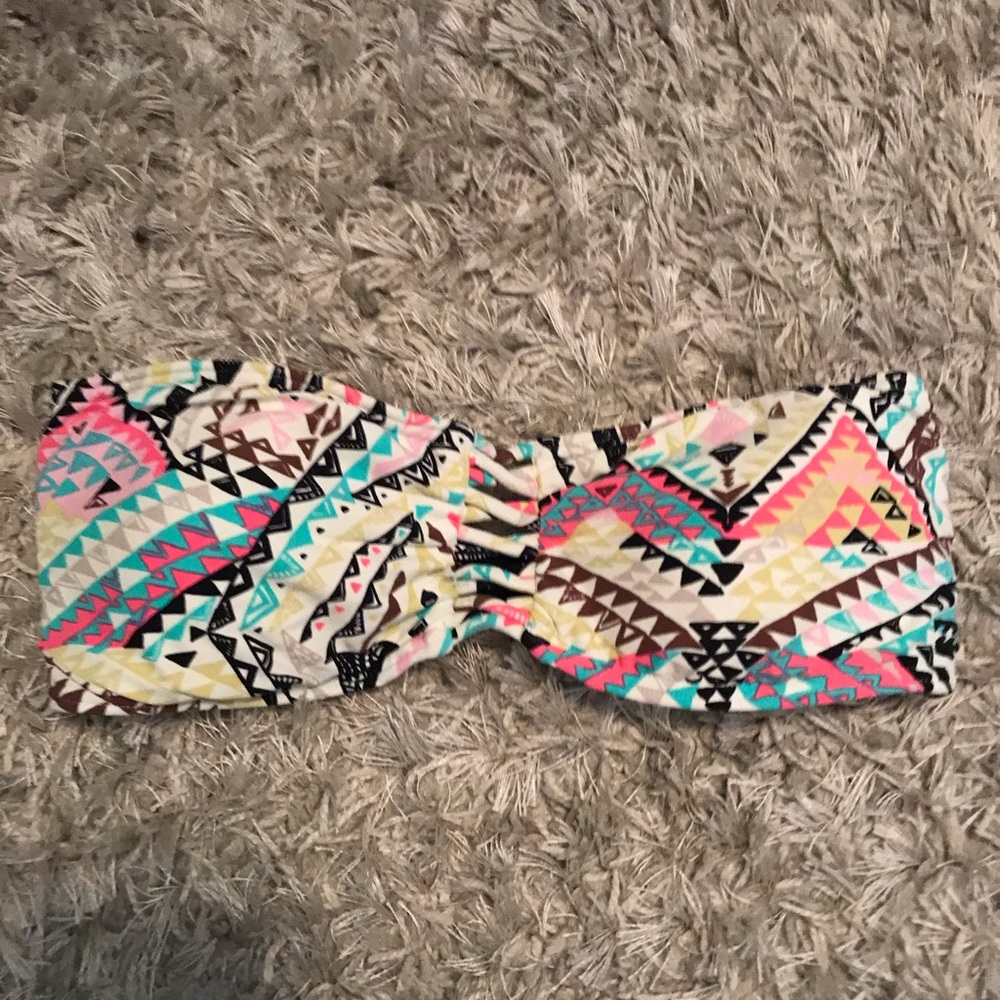 Billabong bathing suit top